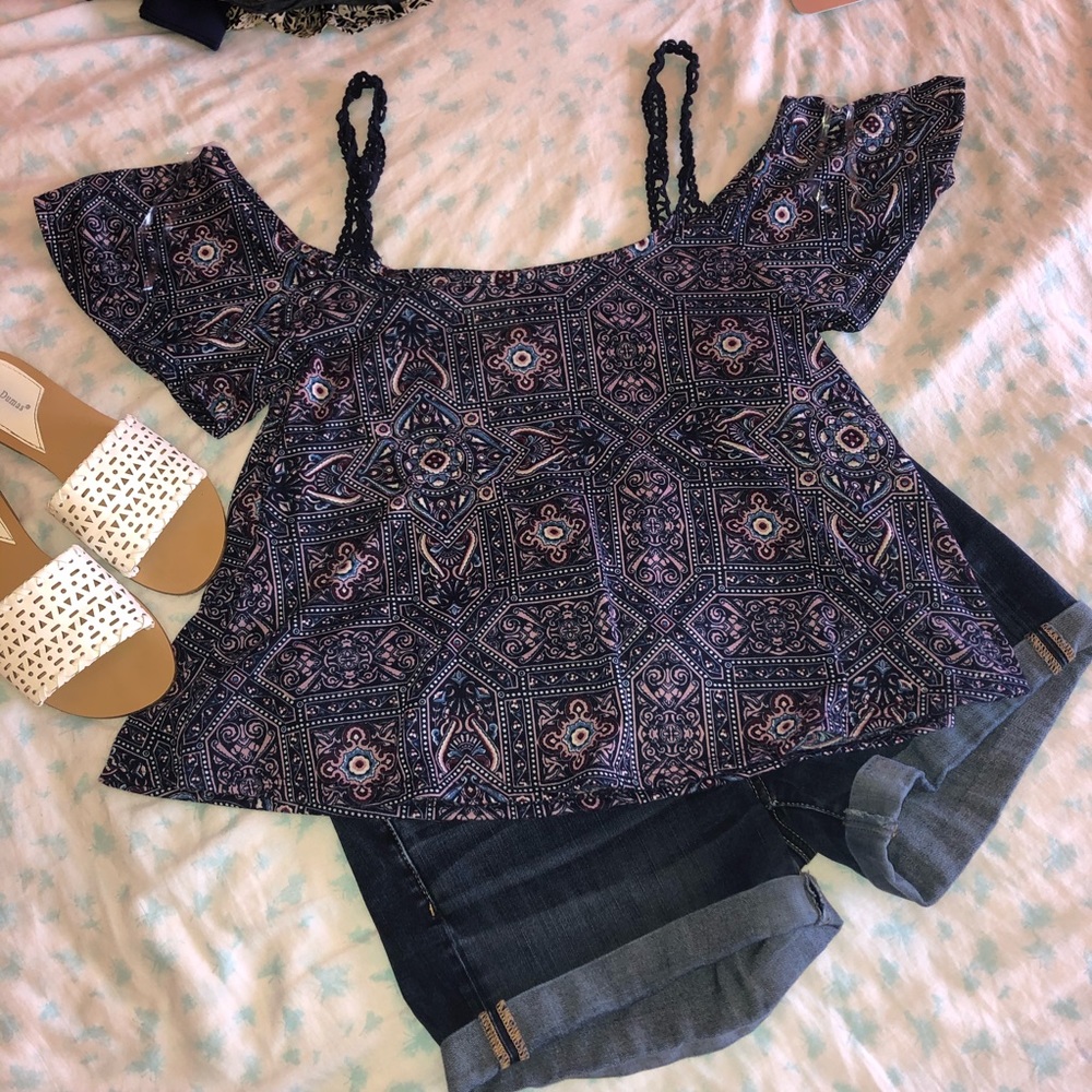 NWT Boho Off-the-Shoulder Top